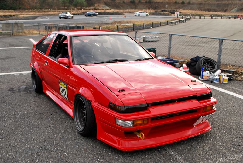May 11 2011 Categories AE86 Tags AE86 red toyota 1 Comment 